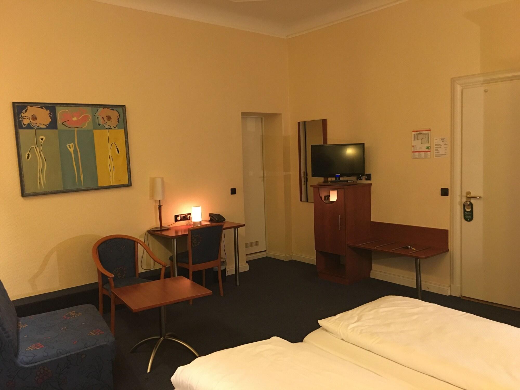Kurfuerst Am Kurfuerstendamm Berlin Eksteriør bilde