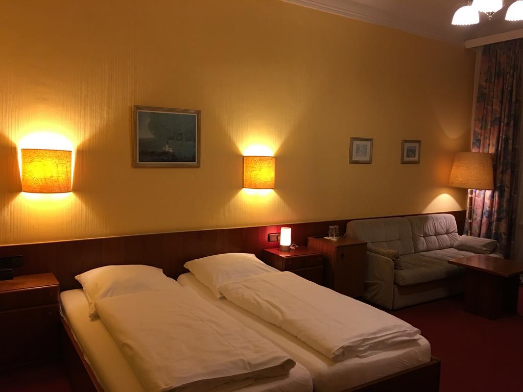 Kurfuerst Am Kurfuerstendamm Berlin Eksteriør bilde